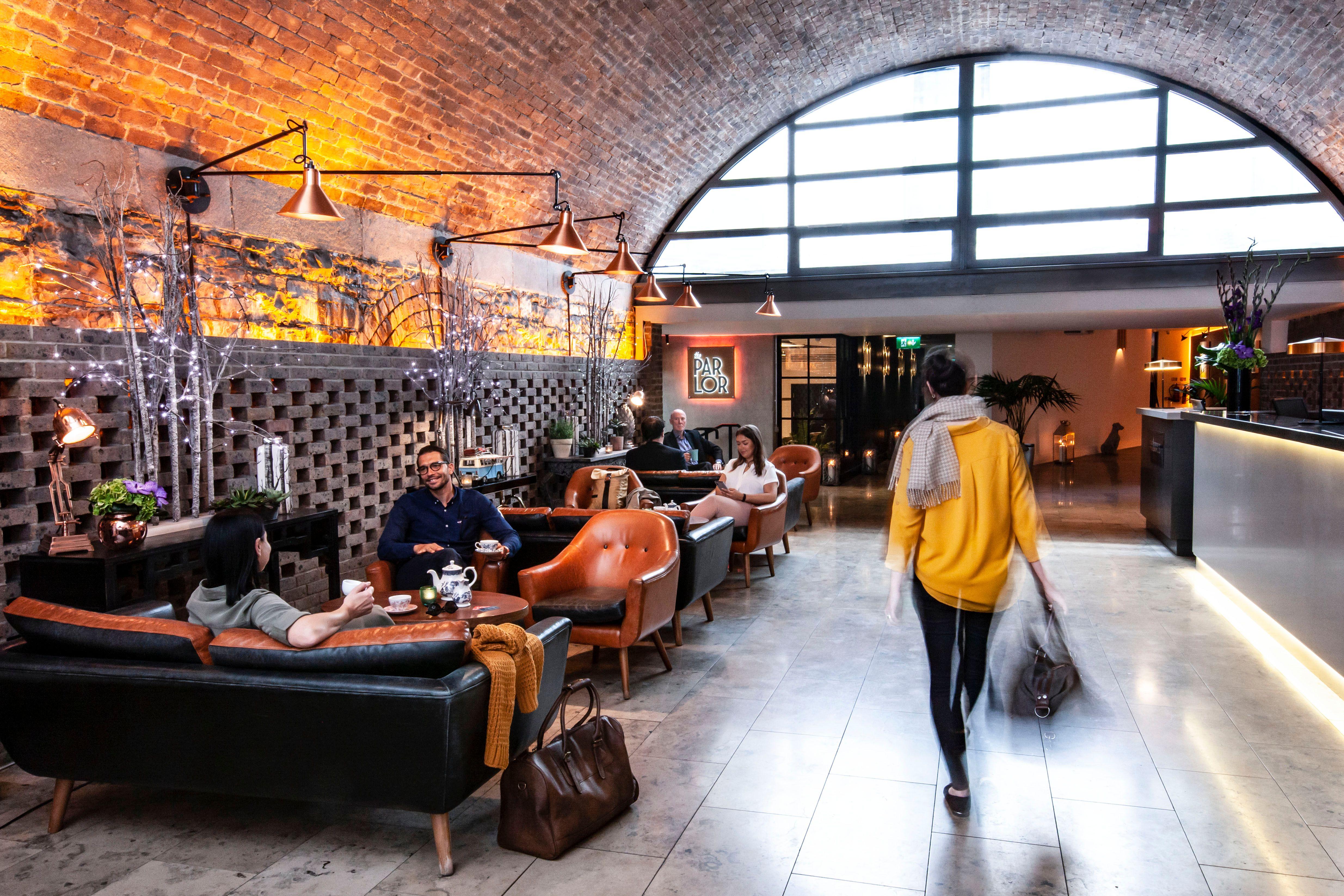 The Address Connolly Hotel Dublin Bagian luar foto