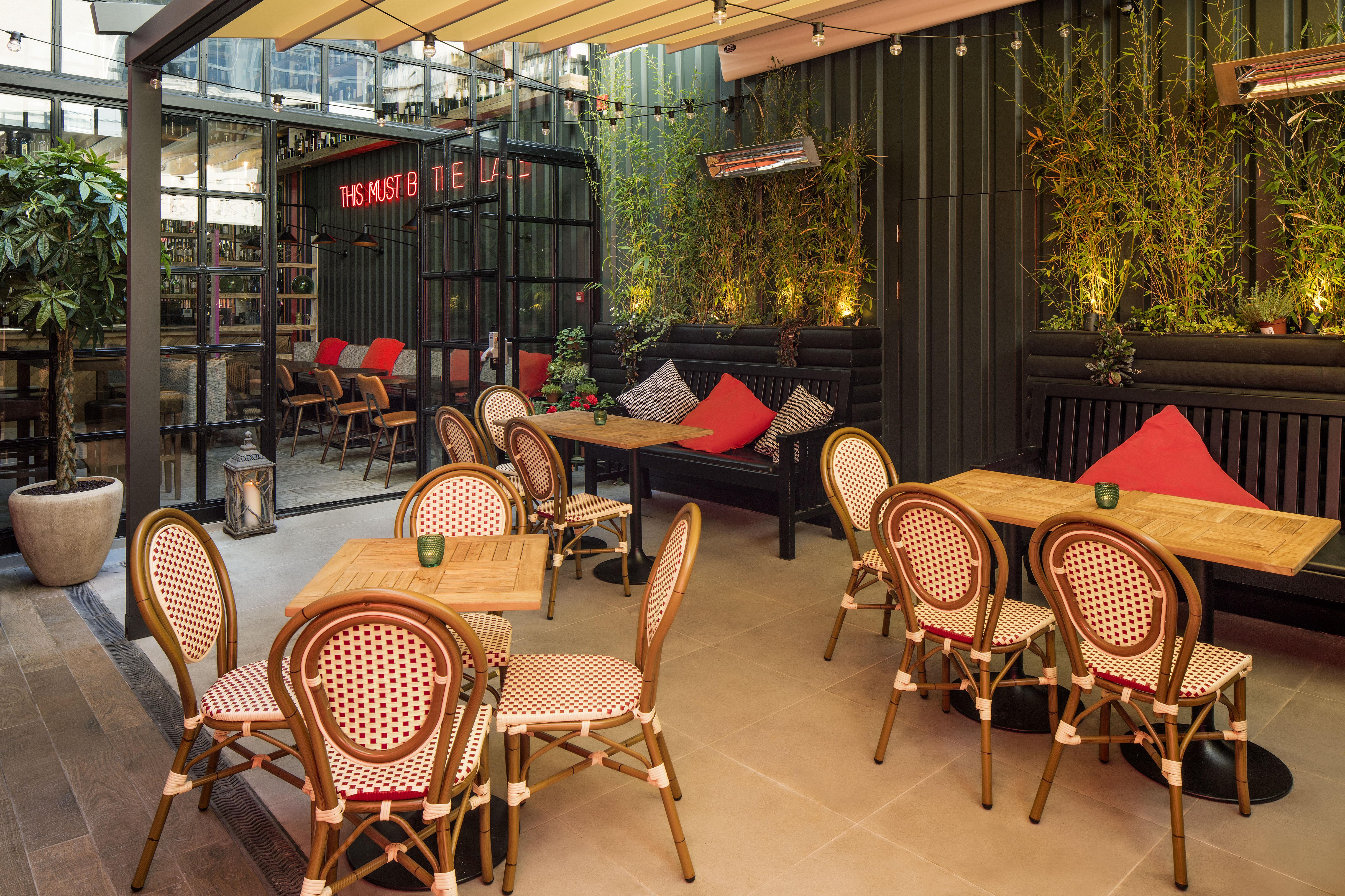 The Address Connolly Hotel Dublin Bagian luar foto