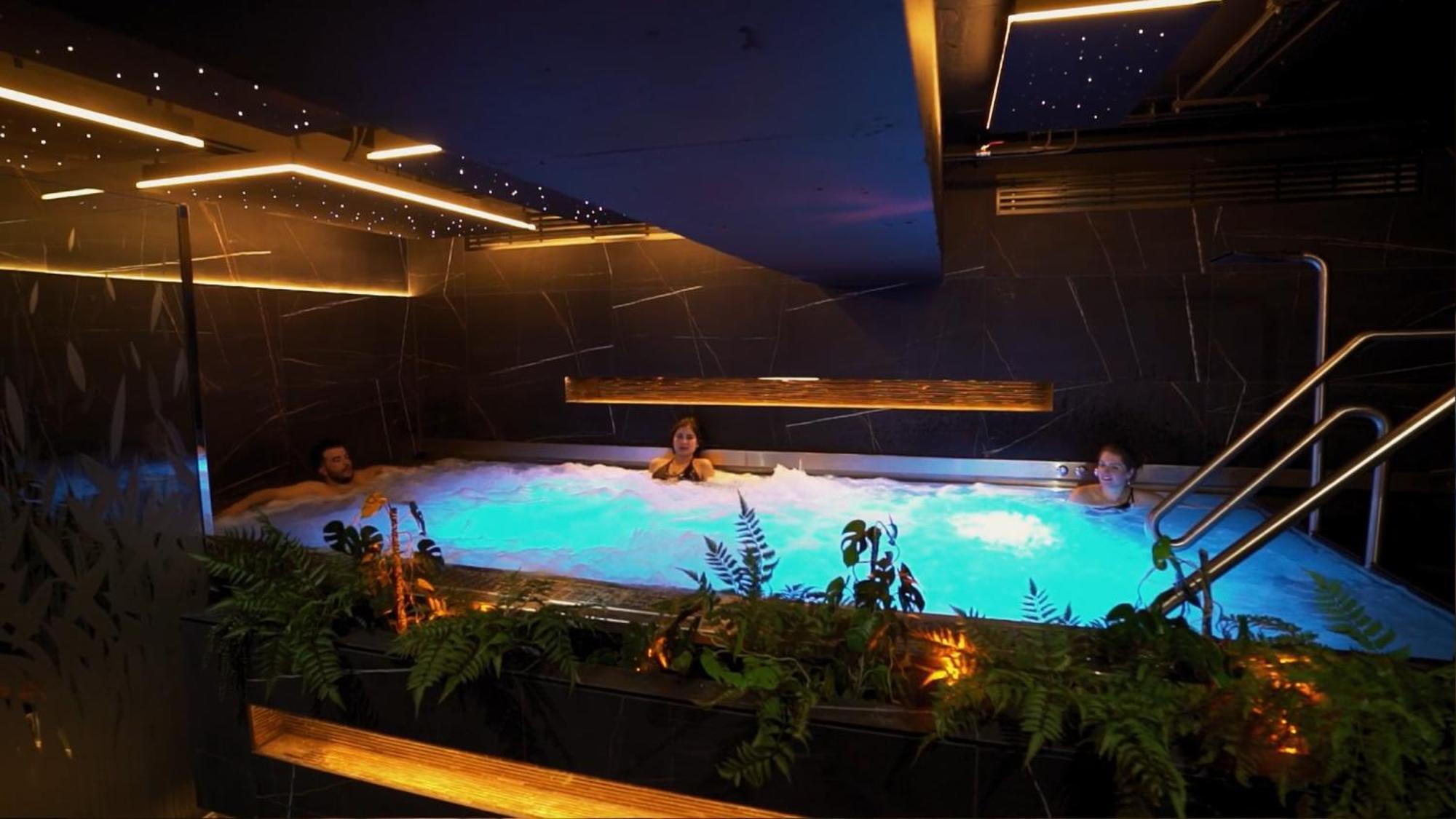 The Address Connolly Hotel Dublin Bagian luar foto